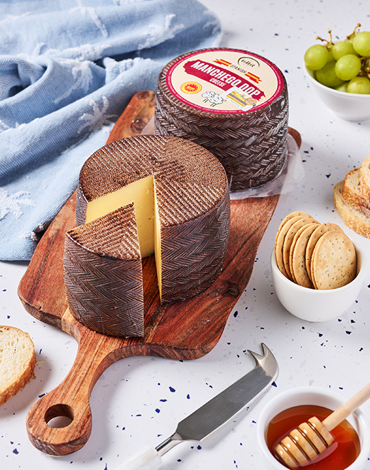 Spanish Manchego DOP Cheese Mini Wheel